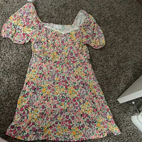 Like NWOT Floral ASOS Curve dress - Picture 8 of 8
